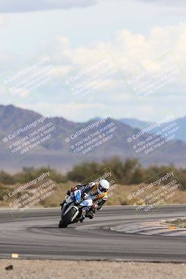 media/Nov-16-2025-Race Pace (Sun) [[8c5fa54630]]/Non Verified Riders (1st 20 Minutes)/5-Turn 15 (110pm)/